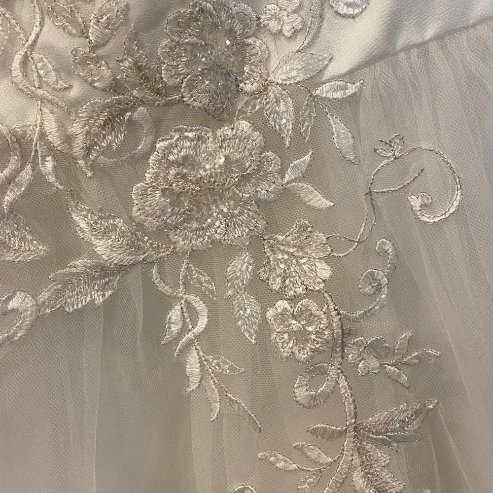 DAVID’S BRIDAL Flower Girl Formal Dress